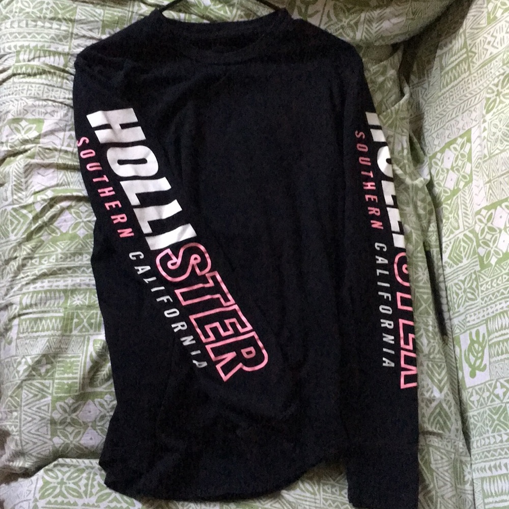 Long sleeve hollister shirt